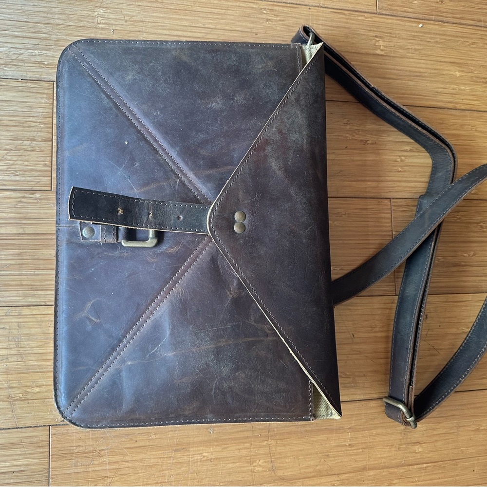 Italian Brown Leather Messenger Bag